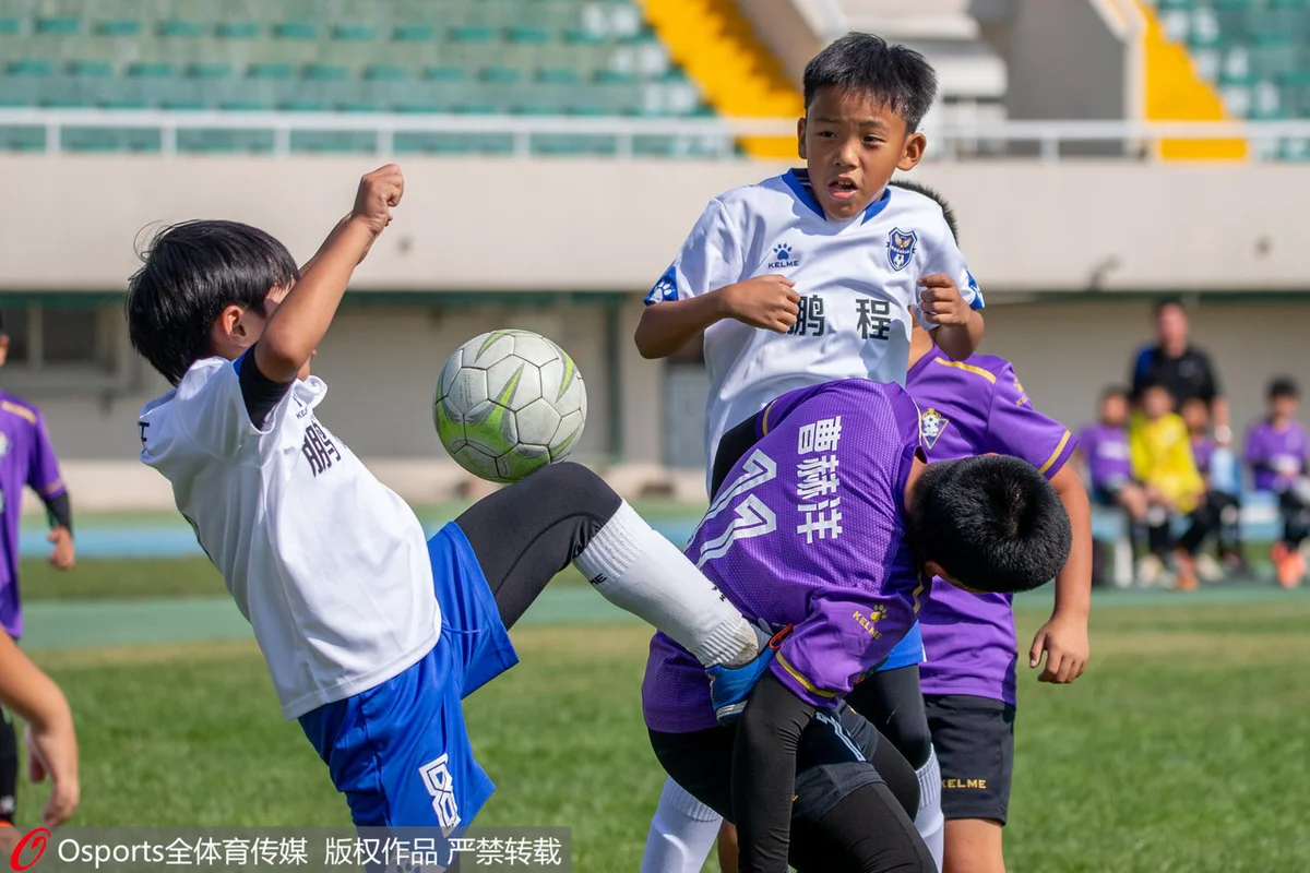 如何根据球员特点进行篮球轮换训练_1